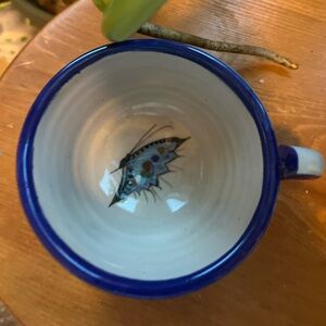 Vintage Ken Edwards Mexican
Pottery small cup.